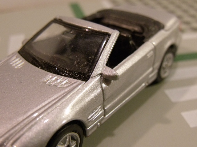 Mercedes 500SL Welly vs Matchbox (16)