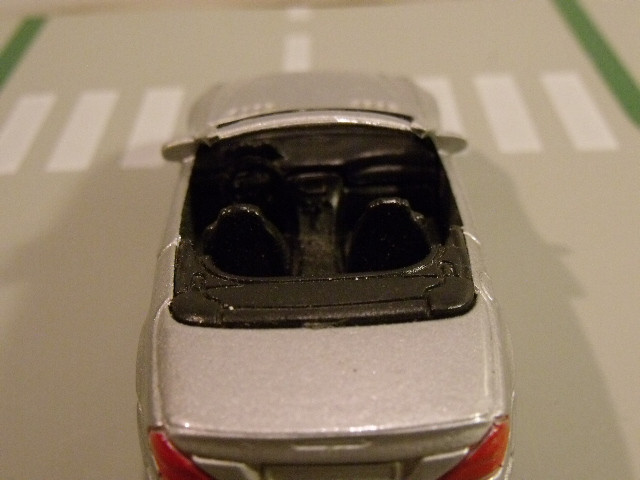 Mercedes 500SL Welly vs Matchbox (15)