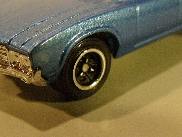 Oldsmobile Vista Cruiser Matchbox (8)