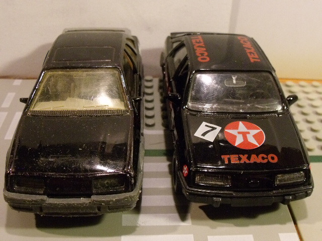 Sierra Corgi vs Matchbox (4)