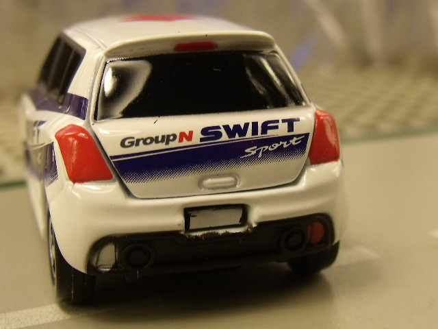 Suzuki Swift sport 2008 Tomica (5)