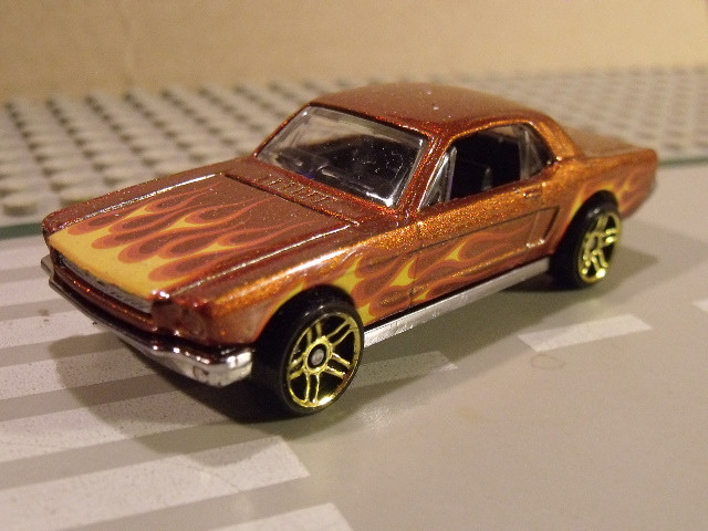 Ford Mustang HW barna