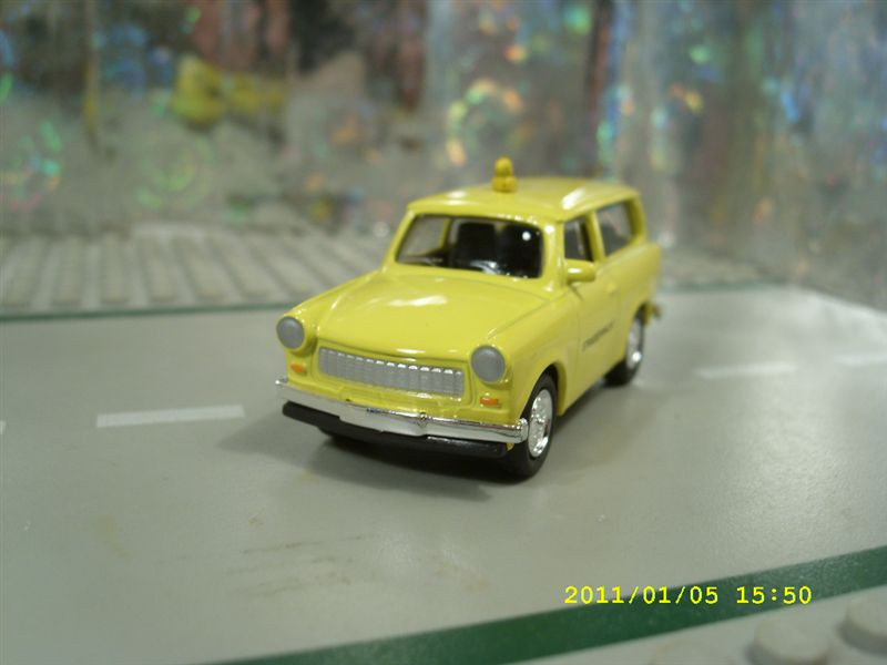 Grell Trabant sárgaangyal (5)