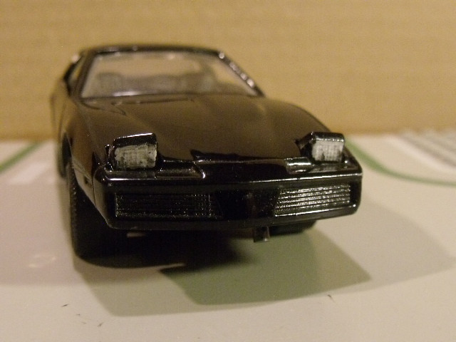 Yatming Pontiac Firebird KITT (8)