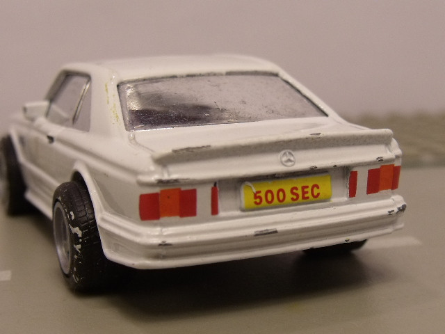 Matchbox World Class Mercedes 500 SEC (5)