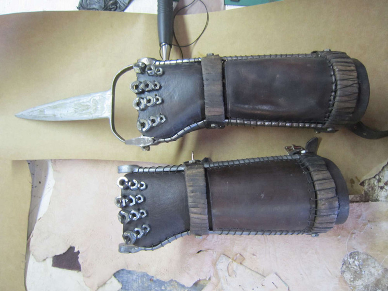 mad-max-4-fury-road-blade-glove