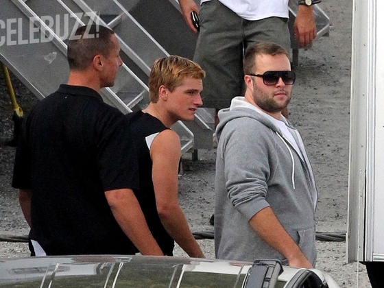 hunger-games-catching-fire-josh-hutcherson-set-3