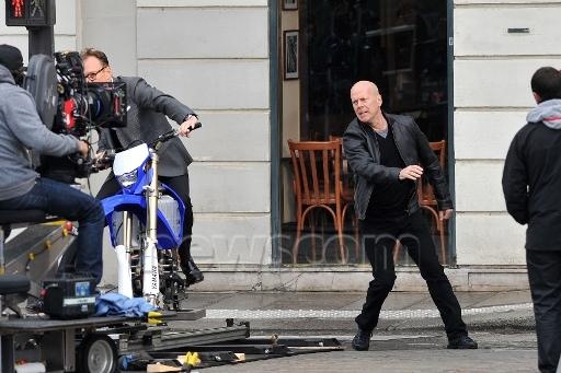 david-thewlis-bruce-willis-red-2-sequel-set-photo