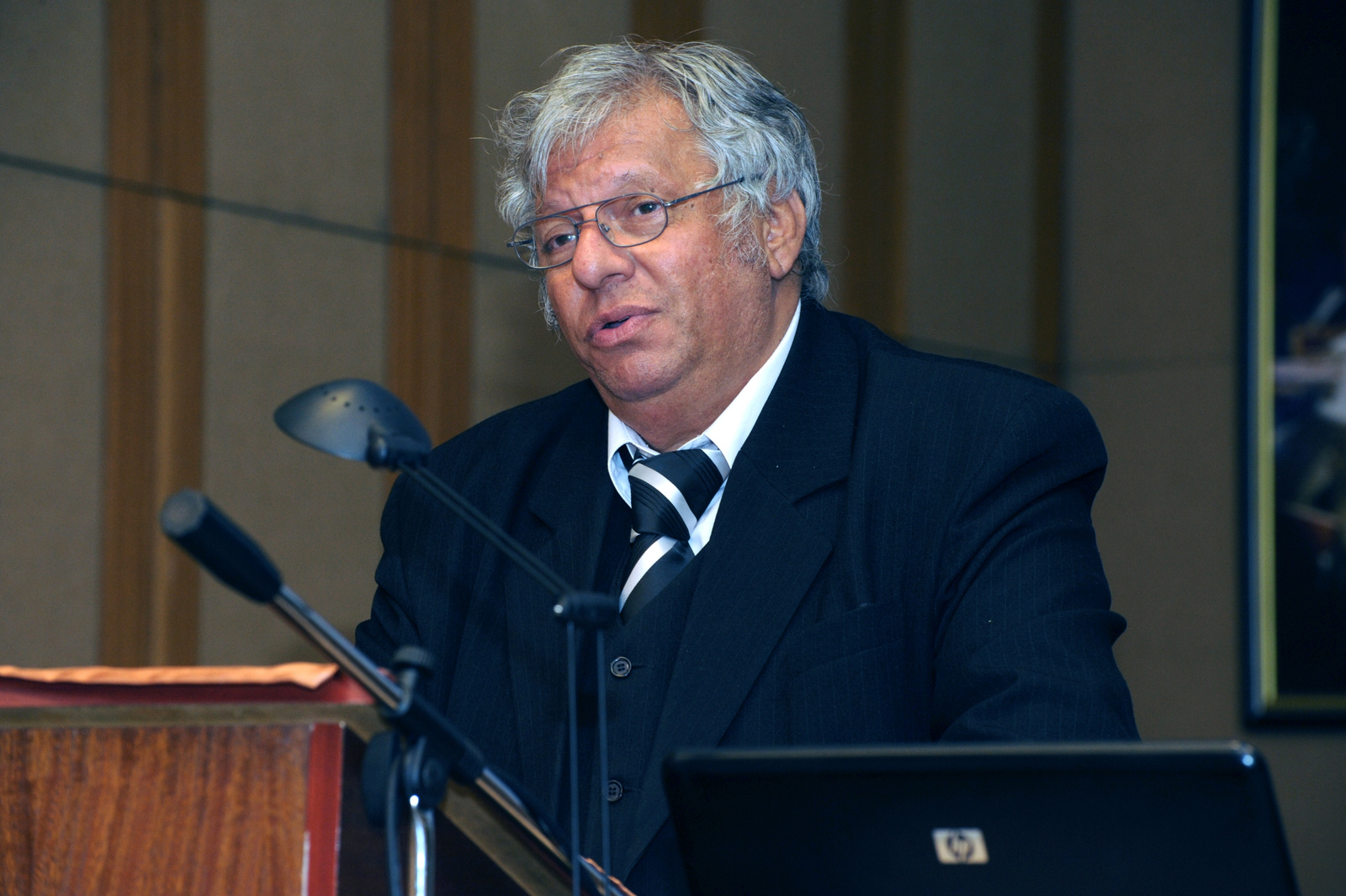 Dr. Gazda István