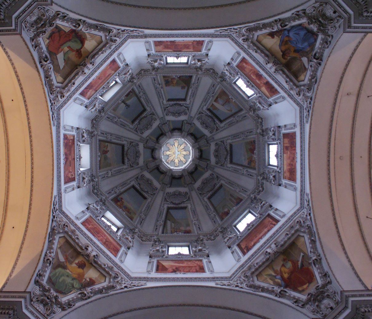Salzburg - A Dóm kupolája