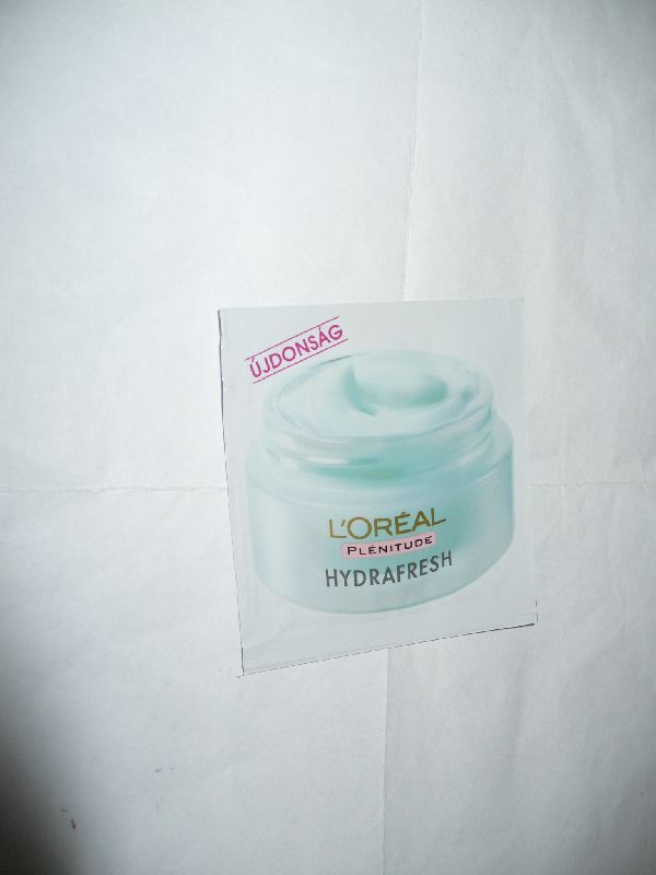 Arckrém minta L'Oreal Hydrafresh P1080066