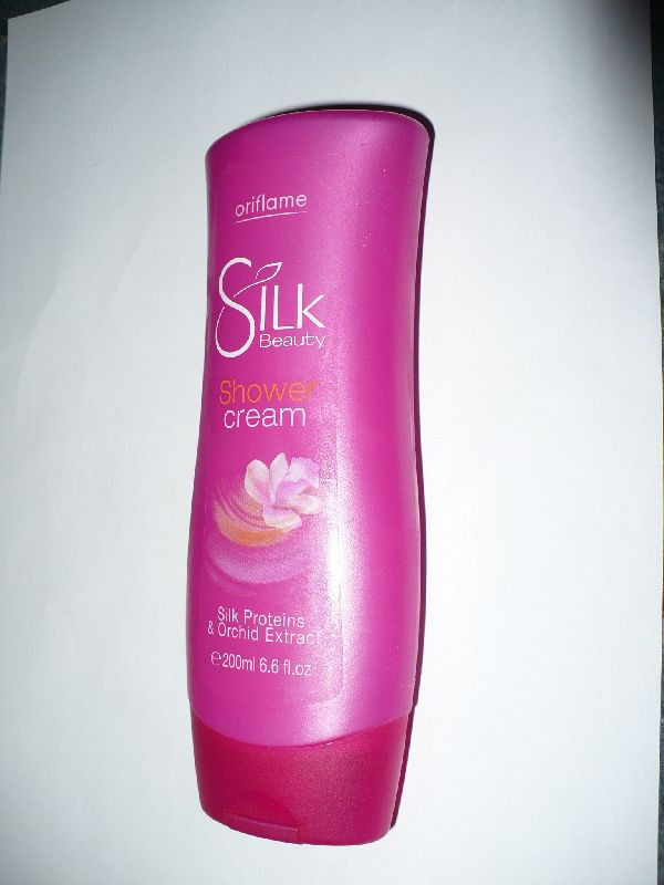 Tusfürdő Oriflame Silk P1090190