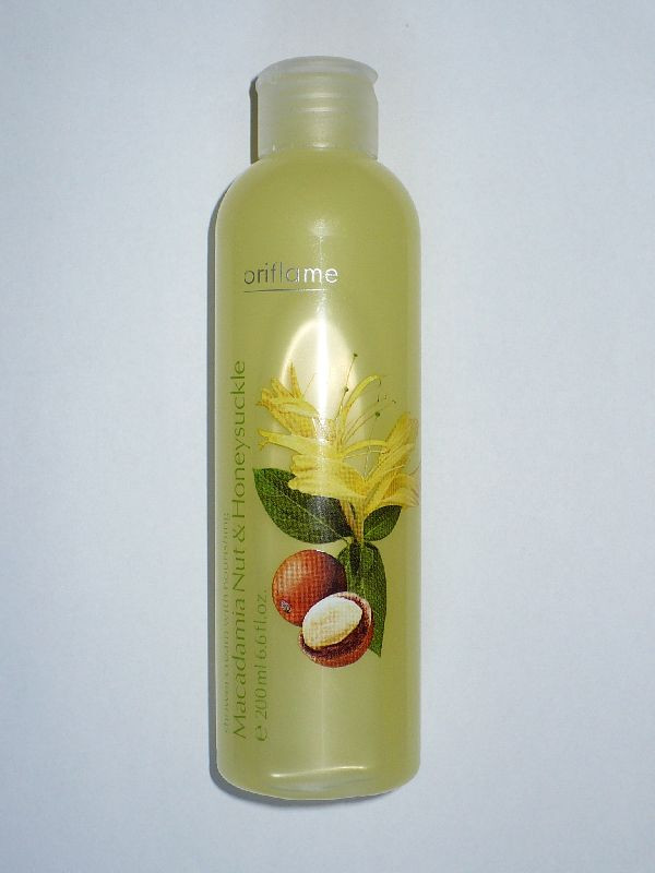 Tusfürdő Oriflame Nature S makadámdió és loncs P1030122