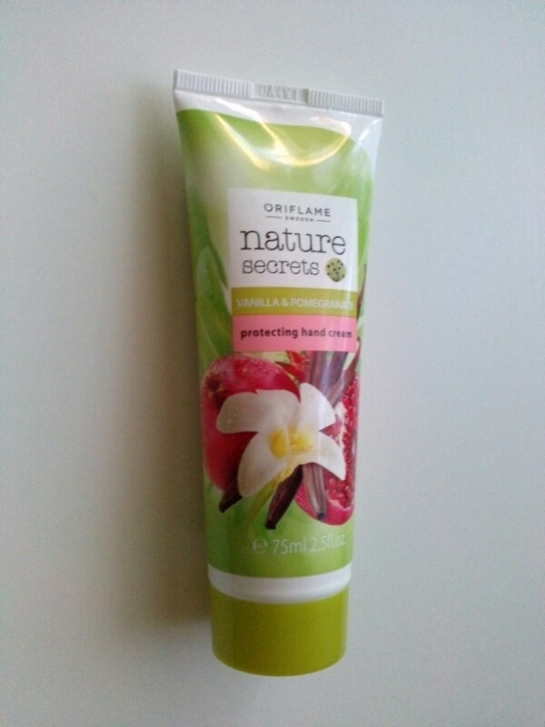 Kézkrém Oriflame nature secrets gránátalma és vanilia CAM00654