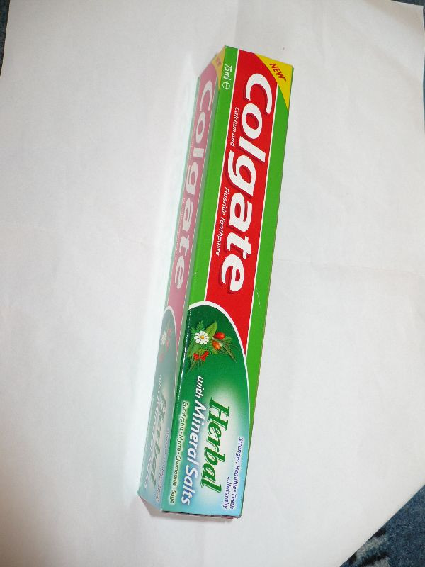 Fogkrém Colgate herbal with mineral salt P1060743