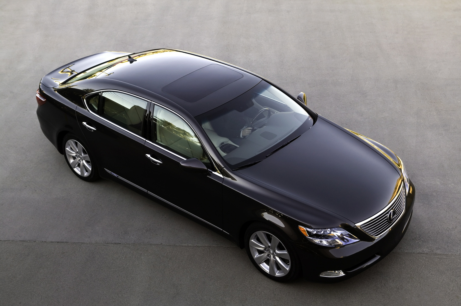 Lexus LS 600hL (2008)