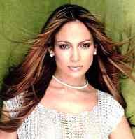 jennifer lopez pearl necklace