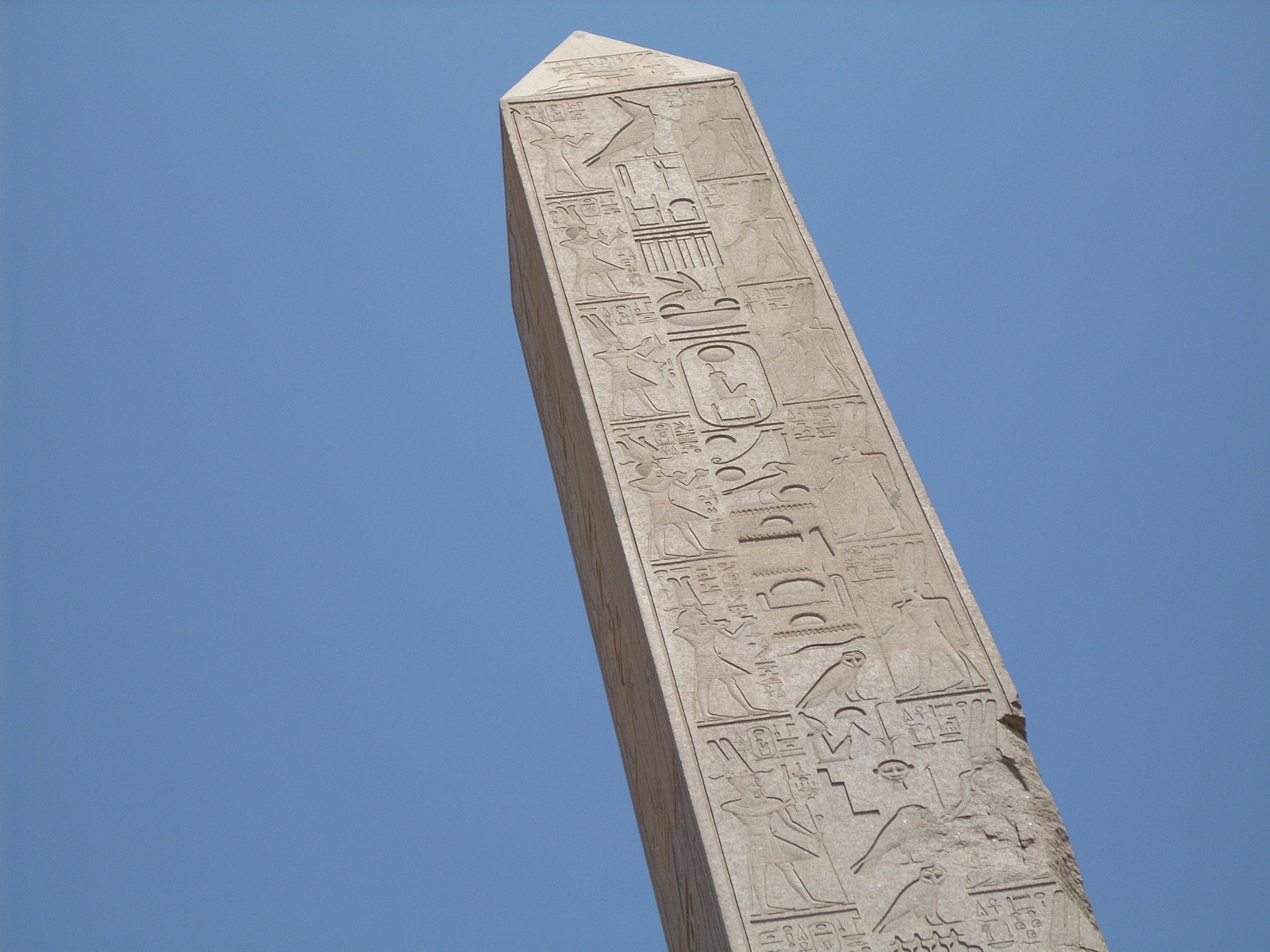 KARNAK041