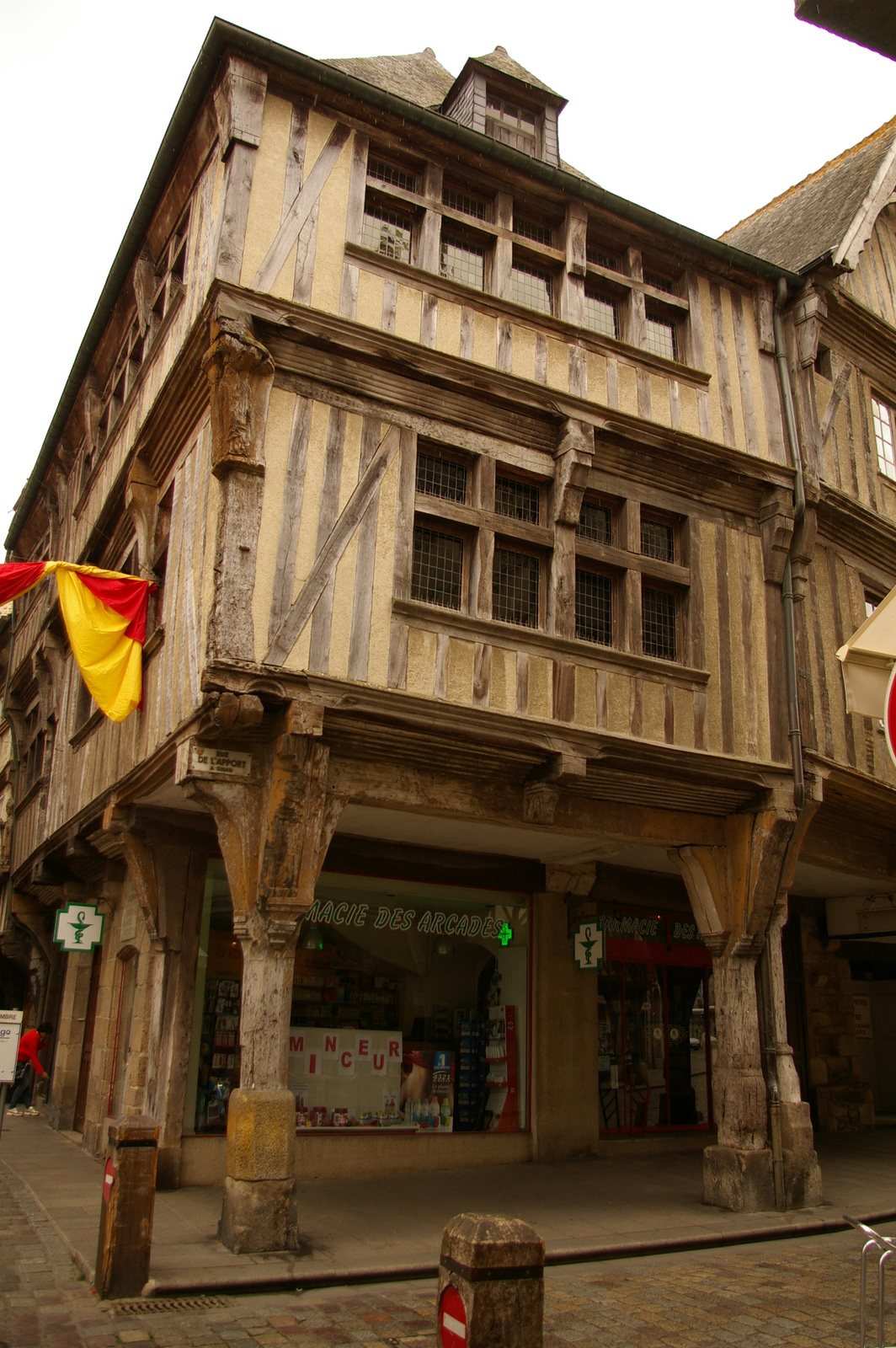 Dinan