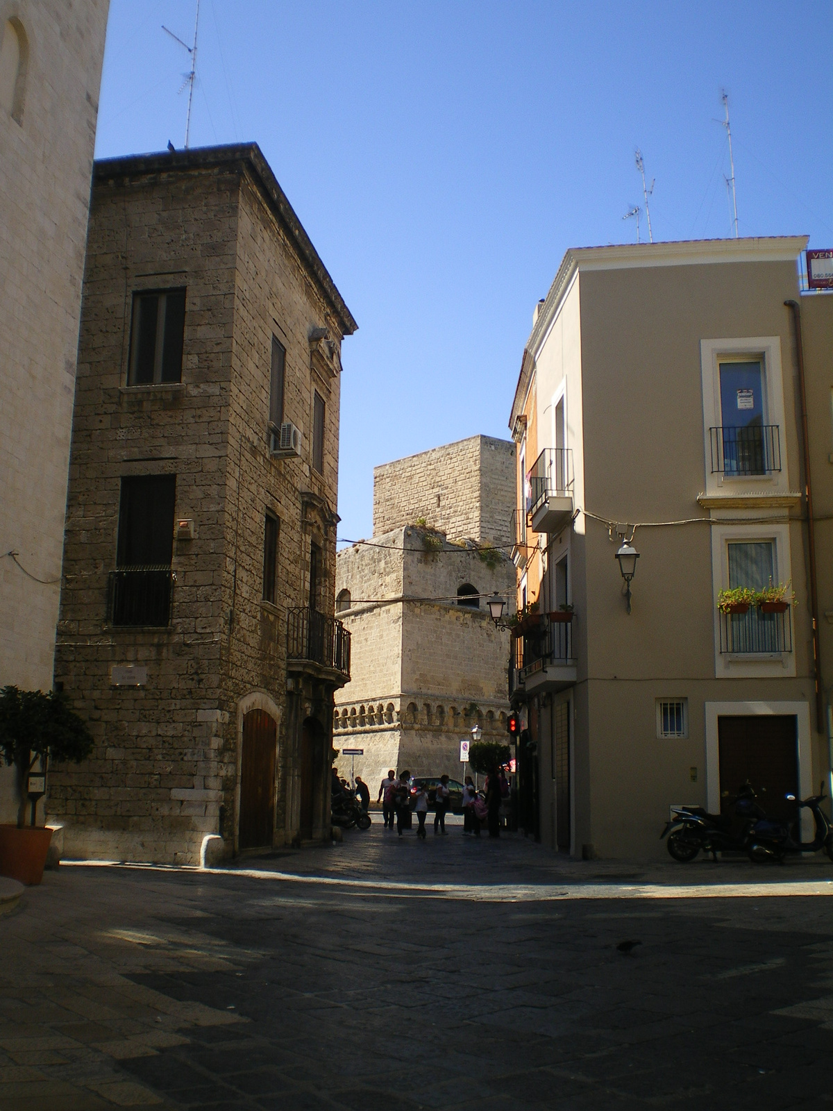 Bari