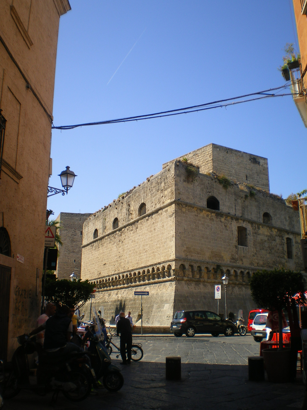 Bari, Castello