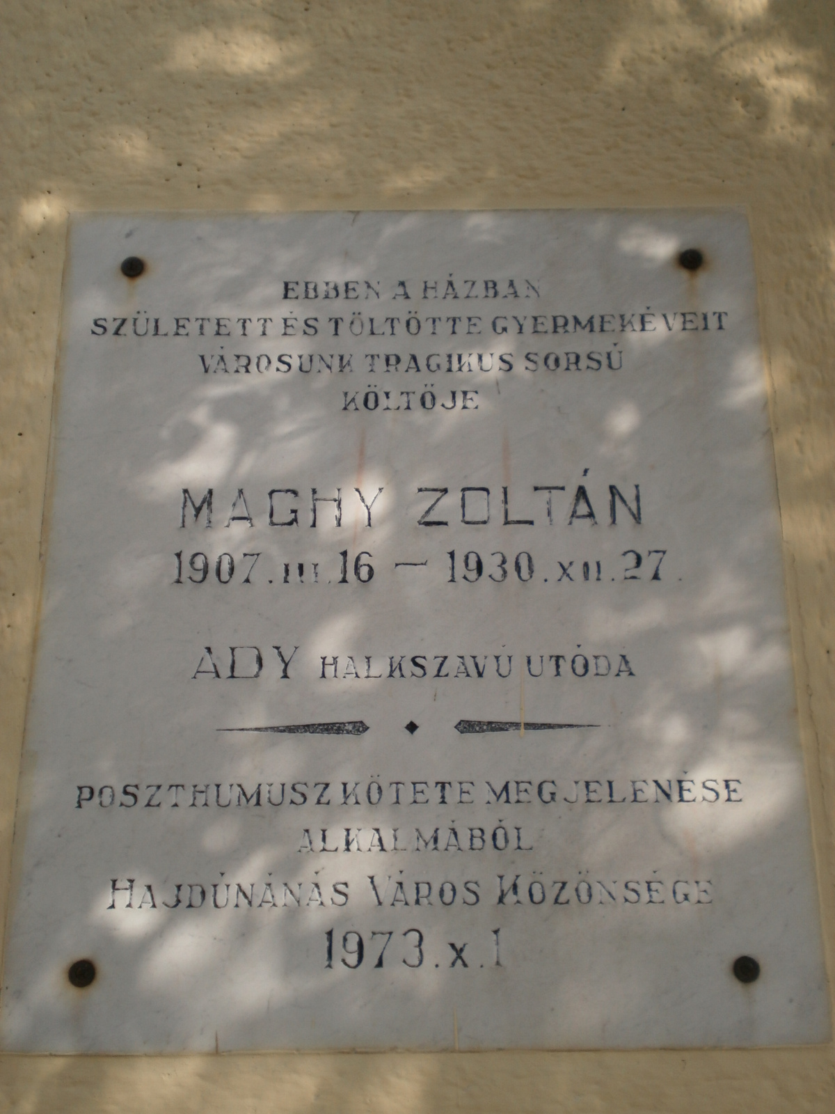 Maghy Zoltán (költő) emléktábla
