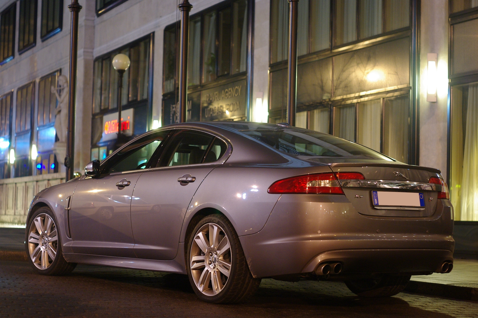 Jaguar XFR (1)