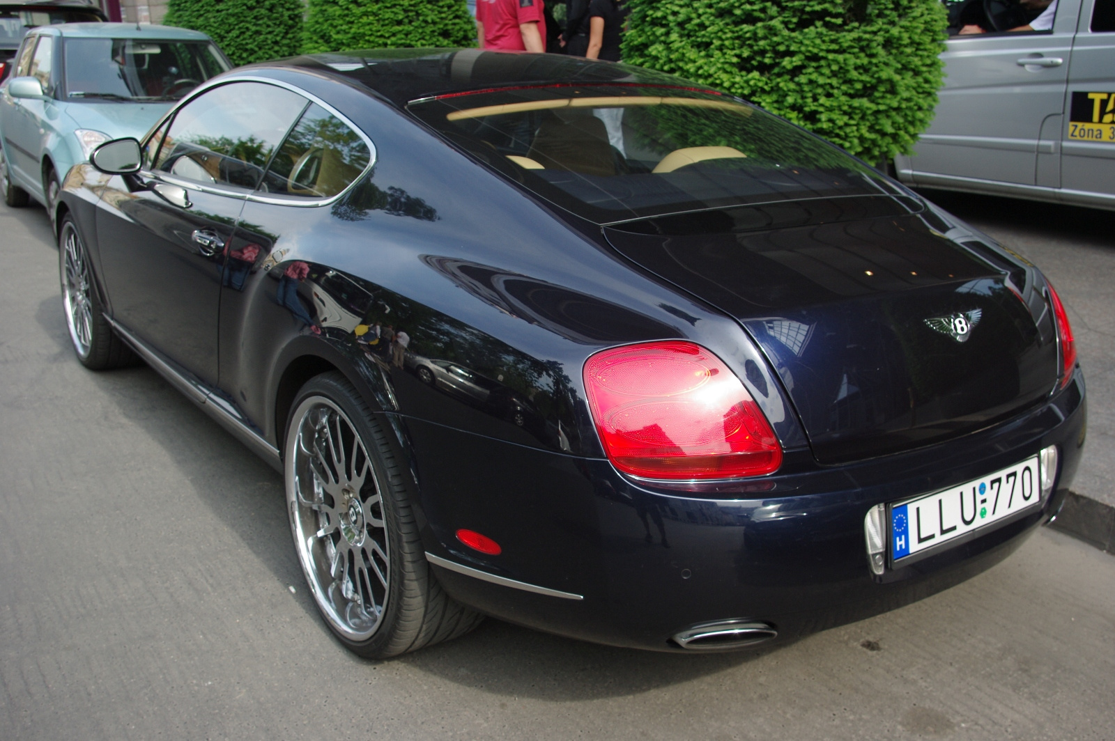 Bentley Continental GT (7)