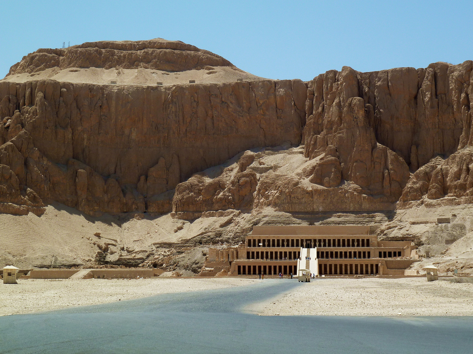Al-deir Al-Bahari templom
