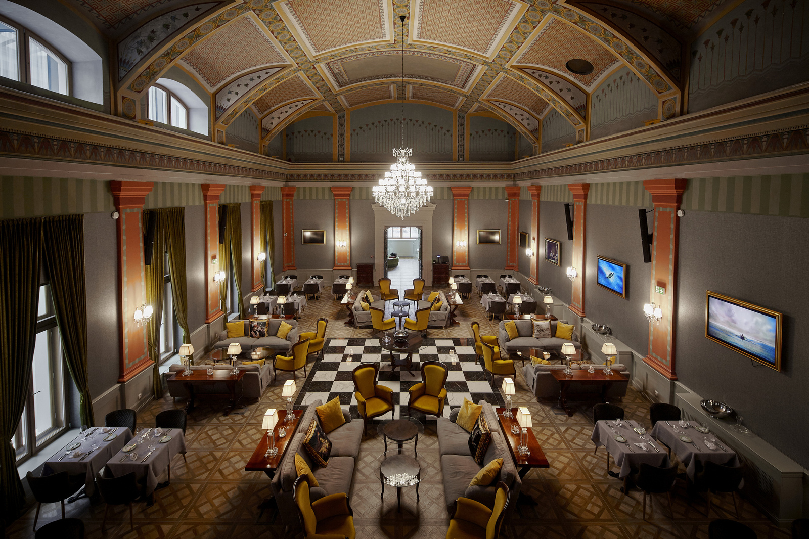 MysteryHotel-2019-The Great Hall Restaurant Lounge B