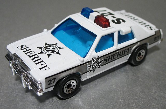 Ford LTD police white 1