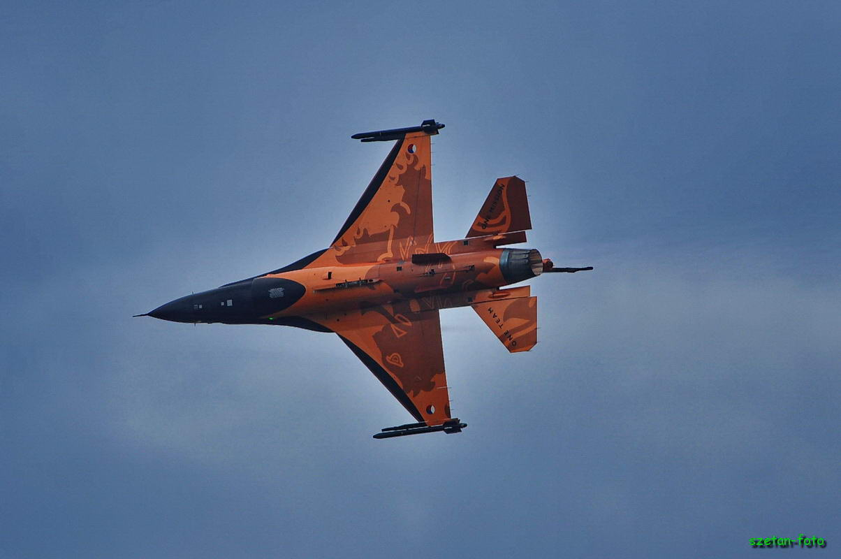 10835 F-16AM Falcon Netherlands