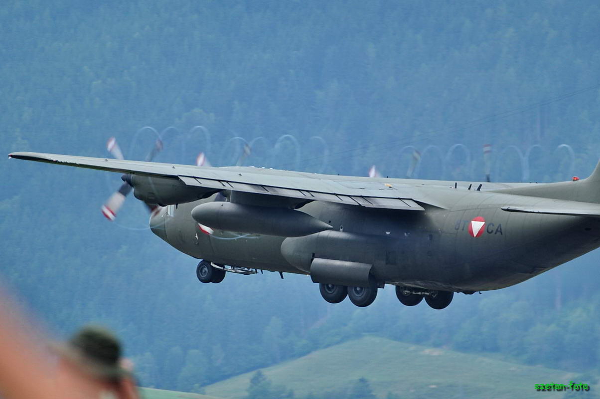 10787 C-130 Hercules