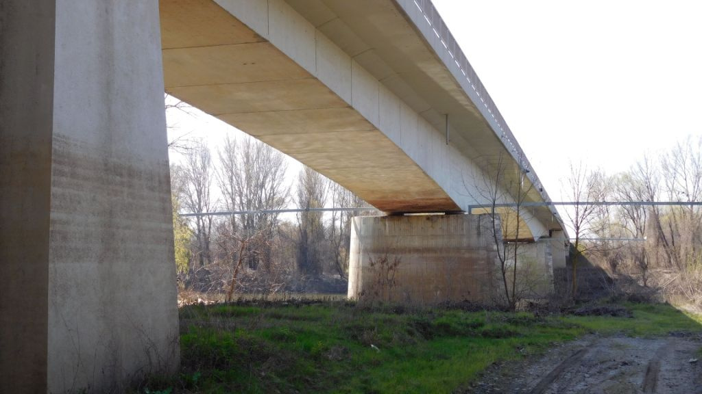 A Tisza közúti hídja Szentesnél