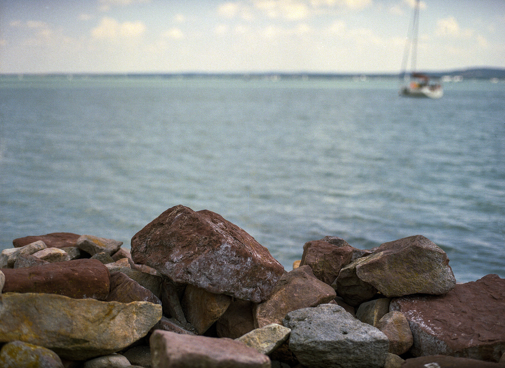 Balaton - Mamiya 645M 1000S Mamiya Sekor 80mm f1.9 Lomography Co