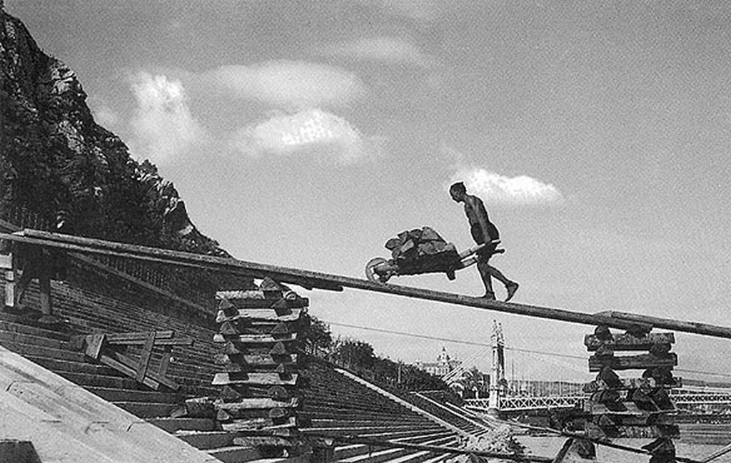 Kirakodás hajóról. Budapest – Kankovszky Ervin felv. 1930 körül.