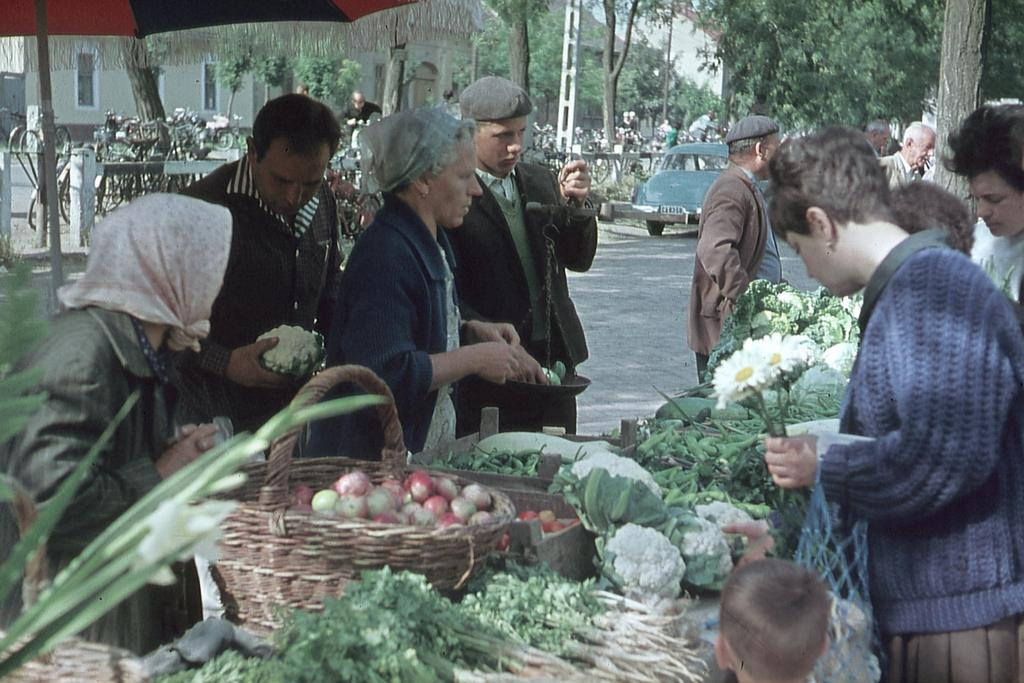 vásárhelyi piacon ezen a 1968-as 1024x683