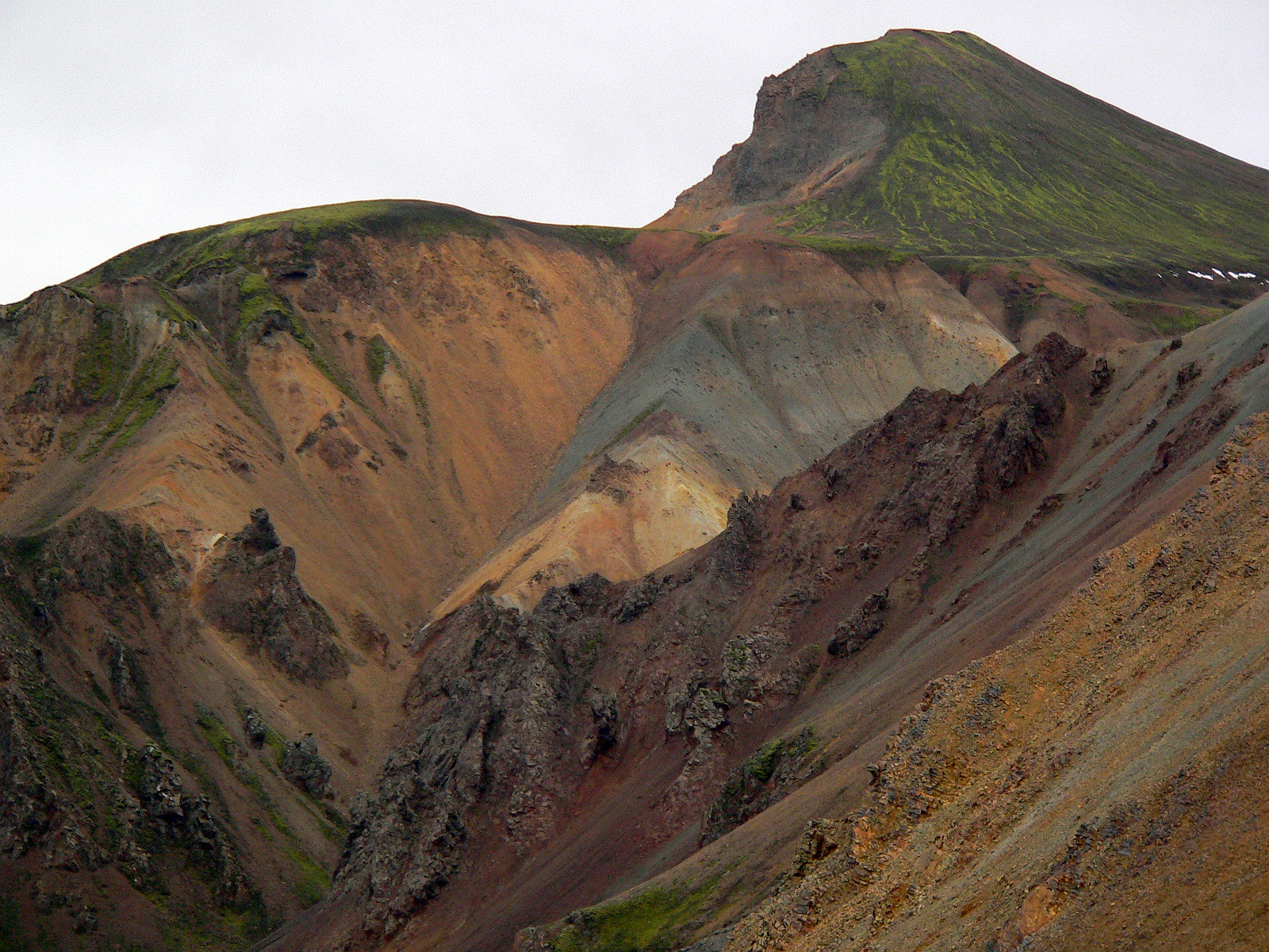 086-Landmannalaugar,riolit hegyek