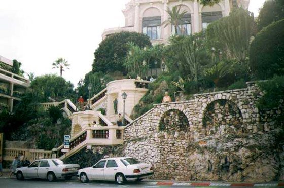 209-Monte Carlo, kaszinó elött