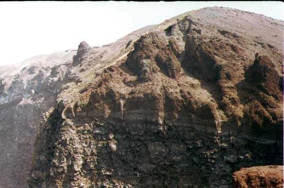 046-Vezuv kráter
