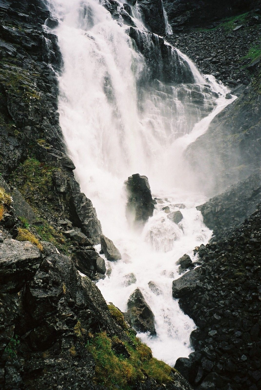 018 - Trollstigen, Stigfoss víesés