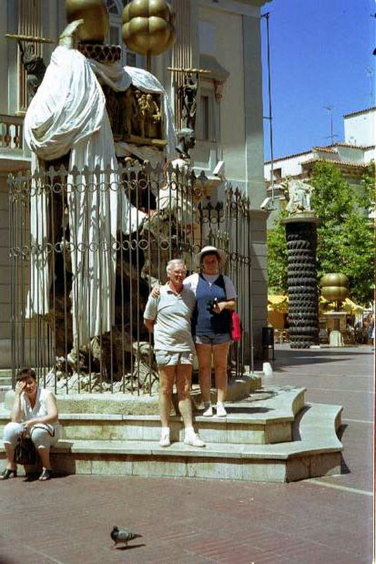 158-Figueres, Teatre-Museu Dali