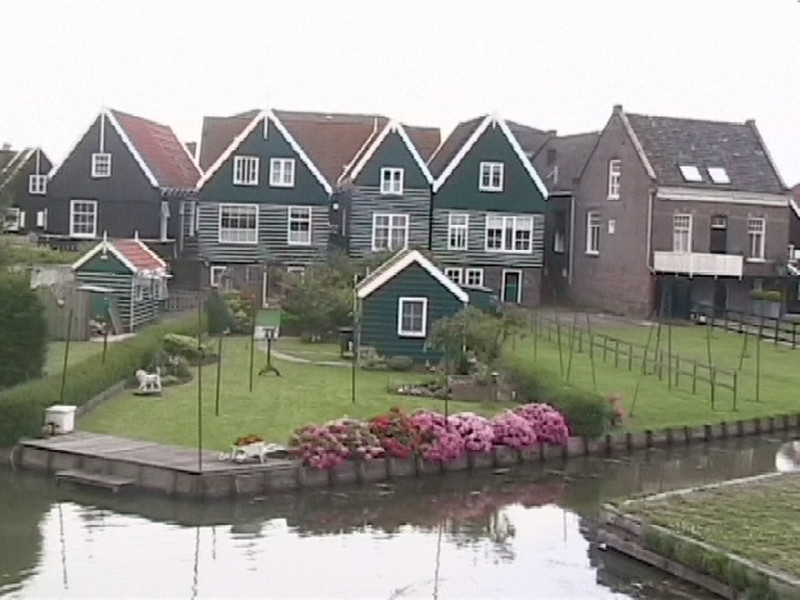 079 - Marken