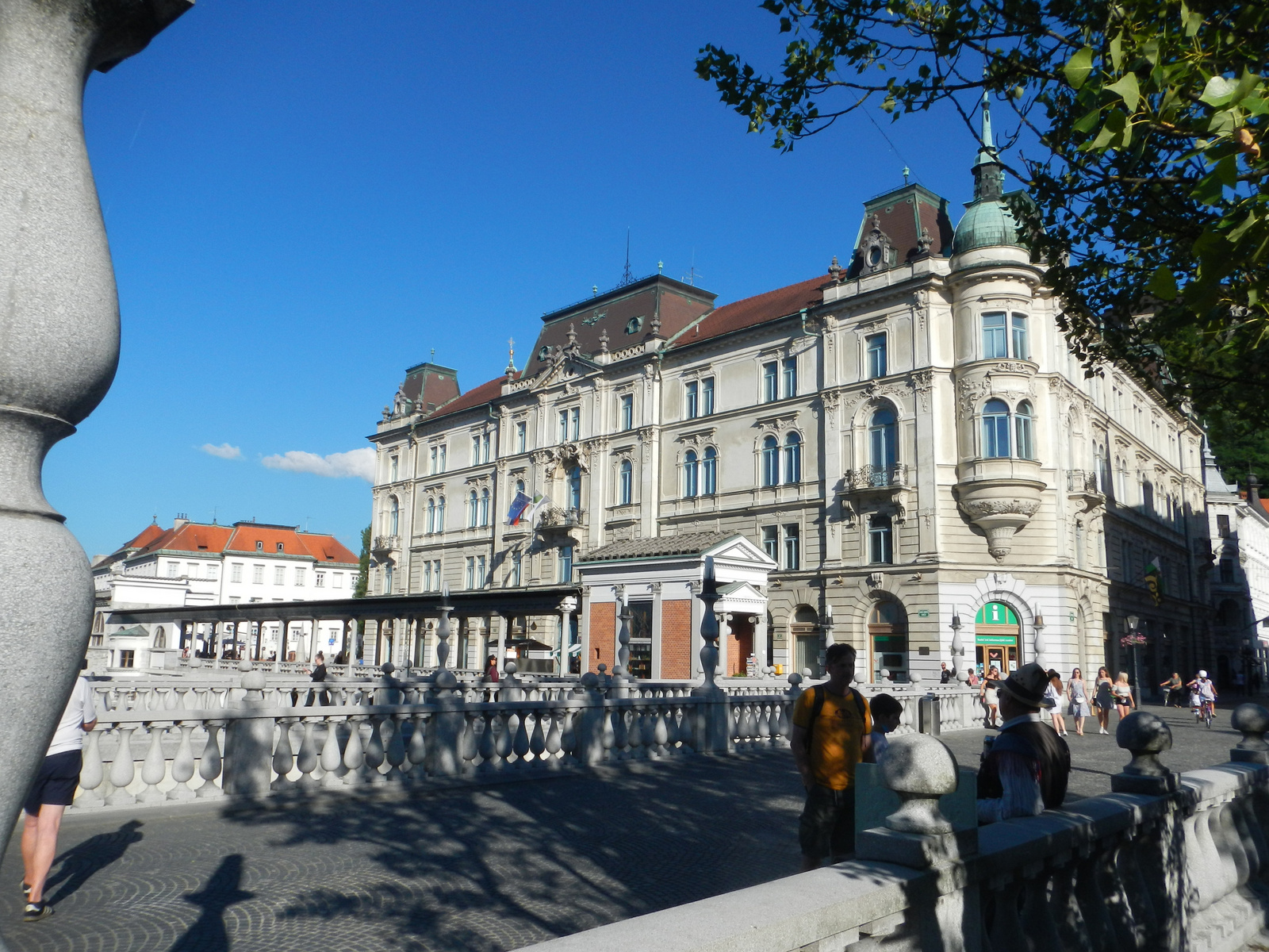 077 Ljubljana