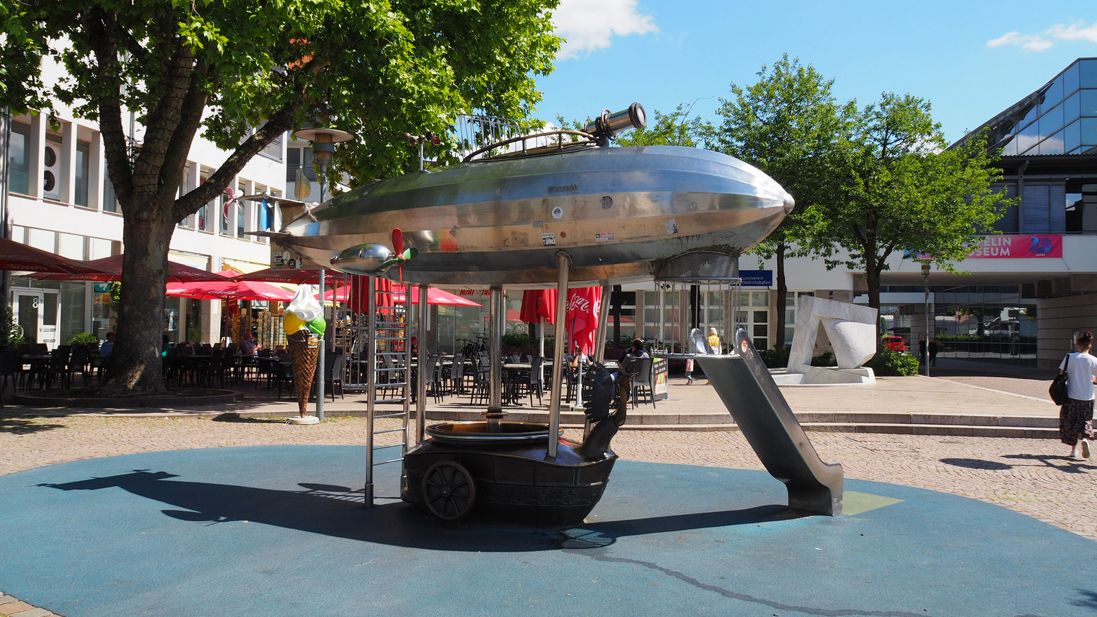 Friedrichshafen, Spielplatz Zeppelin Spielmobil, SzG3