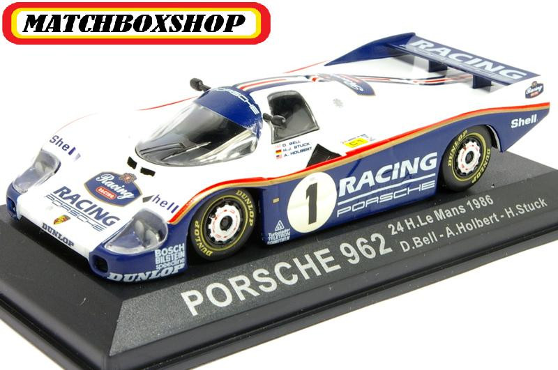 28 - Porsche 962 Racing - 1986 24H Le Mans