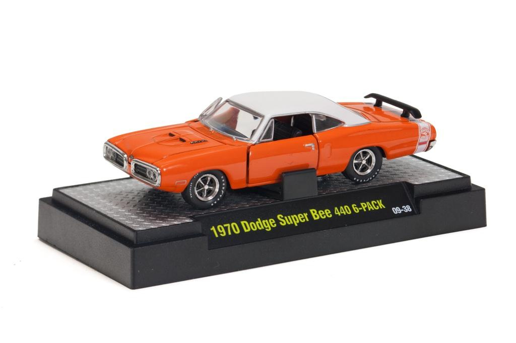 M2 Detroit Muscle Car Release 9 1970 Dodge Super Bee 440 6-Pack