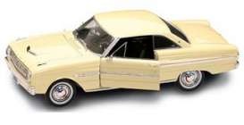 Yatming 1963 1-2 Ford Falcon, Cream 1-18