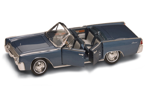 Yatming 1961 LINCOLN CONTINENTAL BLUE 1-18