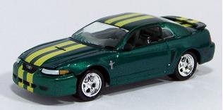 Johnny Lightning Modern Muscle 2007 R2 2000 Ford Mustang